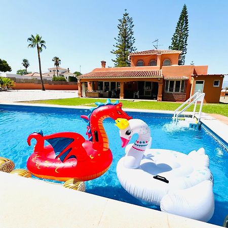 Villa Summer Sol Mediterranea 알하우린데라토레 외부 사진